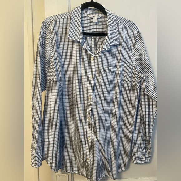 Old Navy Tops - NWOT- Womans Blue/White Plaid Classic Fit Button Down